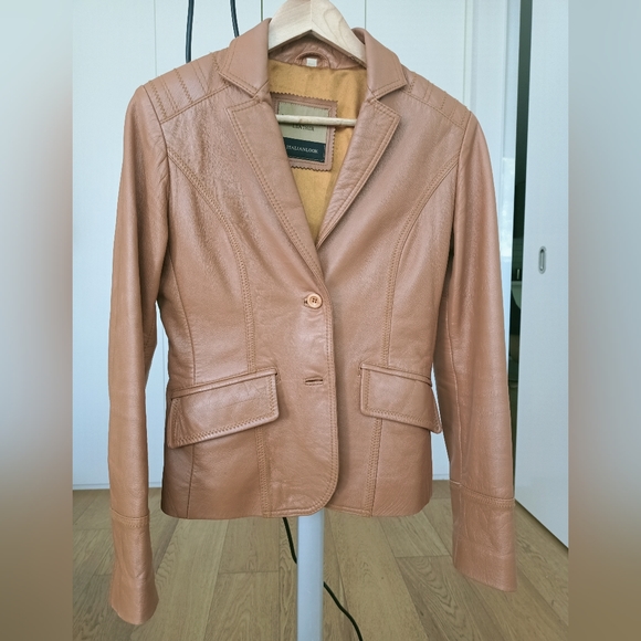 Leather jacket size 8 - Picture 2 of 7